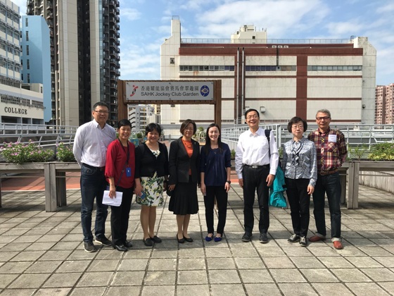  The representatives from Shanghai Disabled Persons’ Federation took a photo at the SAHK Jockey Club Garden. 