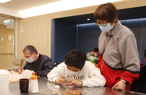 學員生產