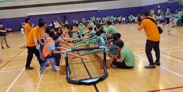 The students of 3 special school played several ball games competiton. (Photo 4) The students of 3 special school played several ball games competiton. (Photo 4)