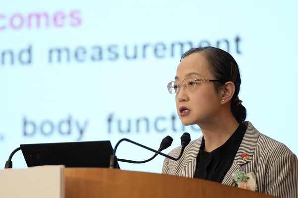 勞工及福利局康復專員王秀慧女士,JP表示政府於2020年推出《殘疾人及康復計劃方案》,並落實施於本港推行ICF。 勞工及福利局康復專員王秀慧女士,JP表示政府於2020年推出《殘疾人及康復計劃方案》,並落實施於本港推行ICF。