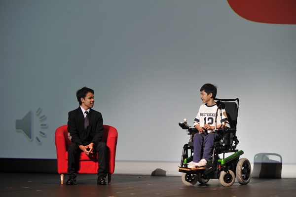 The team won the Award For Outstanding Cooperation.